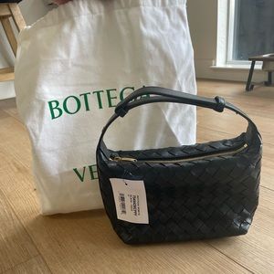 Brand new authentic Bottega Veneta Wallace bag